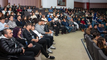 Selçuk Üniversitesinde Kuantum Evreni Kongresi düzenlendi